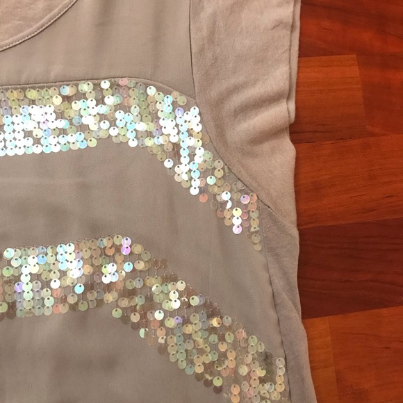 Express Sequin Striped Top - Picture 5 of 7